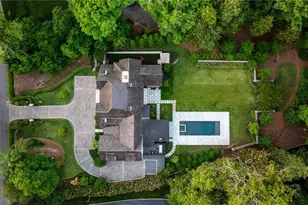 3517 Knollwood Dr NW, Atlanta, GA 30305 - Photo 3