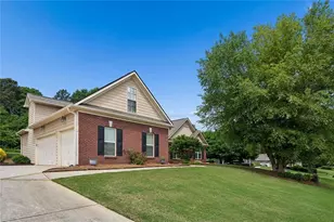 382 Emma Dr, Winder, GA 30680 - Photo 1