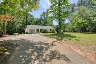 367 Bradshaw Ln, Canton, GA 30115 - Photo 9