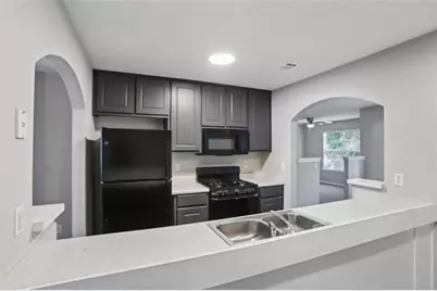 6758 Biscayne Boulevard, Rex, GA 30273 - Photo 11
