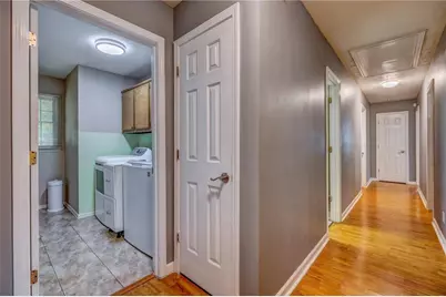 6646 Heathrow Court, Stone Mountain, GA 30087 - Photo 5