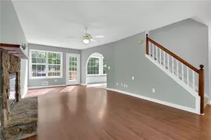 379 Creek Crossing Ct, Grayson, GA 30017 - Photo 11