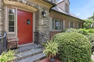 511 Dixon Dr, Gainesville, GA 30501 - Photo 7