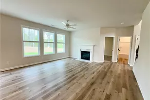 345 Rodeo Dr, Auburn, GA 30011 - Photo 7