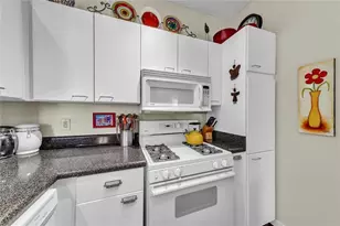 445 N Sessions Street NW, Marietta, GA 30060 - Photo 13