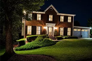 4648 Glenforest Dr NE, Roswell, GA 30075 - Photo 5