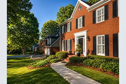4648 Glenforest Drive NE, Roswell, GA 30075 - Photo 3