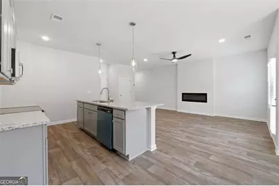 3652 Parkway James Drive, Snellville, GA 30039 - Photo 11