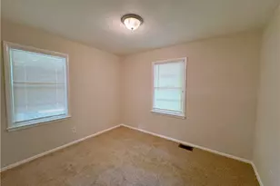 634 Currie Dr, Forest Park, GA 30297 - Photo 13