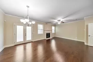 342 Braemore Mill Dr, Lawrenceville, GA 30044 - Photo 9