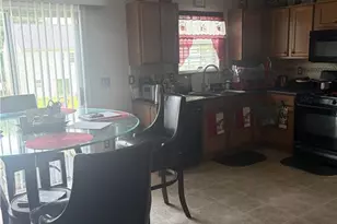 2126 Black Oak Ln, Ellenwood, GA 30294 - Photo 3
