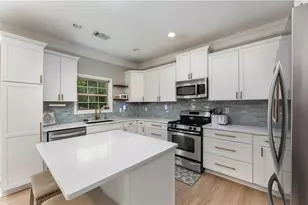 508 Crestmont Ln, Canton, GA 30114 - Photo 3