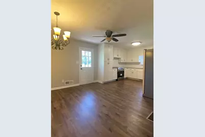420 Atlanta Highway, Loganville, GA 30052 - Photo 3