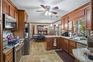 360 Huntington Ct SE, Conyers, GA 30094 - Photo 5