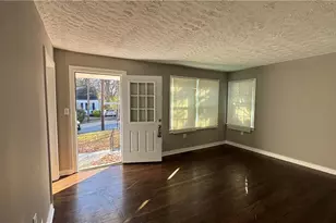 982 Washington Heights Terrace NW, Atlanta, GA 30314 - Photo 3