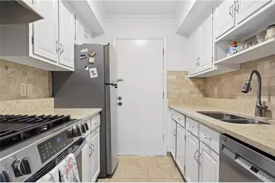 6851 Roswell Road #B3, Atlanta, GA 30328 - Photo 7