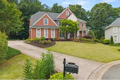 702 Cheswich Overlook SE, Marietta, GA 30067 - Photo 3