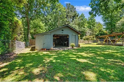 2122 Timber Lane, Snellville, GA 30078 - Photo 29