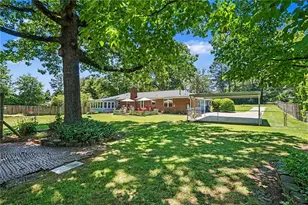 2122 Timber Ln, Snellville, GA 30078 - Photo 27