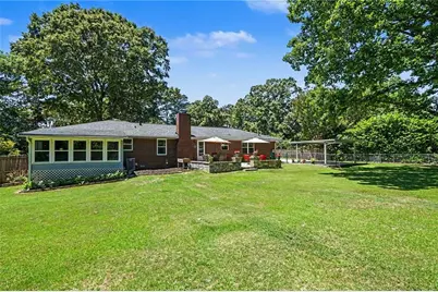 2122 Timber Lane, Snellville, GA 30078 - Photo 23