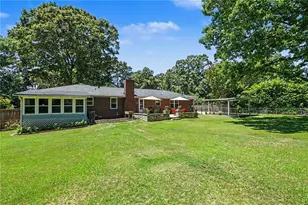 2122 Timber Ln, Snellville, GA 30078 - Photo 23