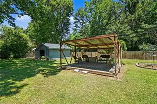 2122 Timber Ln, Snellville, GA 30078 - Photo 25