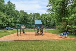1878 Wicks Ln, Marietta, GA 30062 - Photo 45