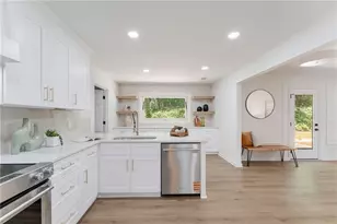 1878 Wicks Ln, Marietta, GA 30062 - Photo 11