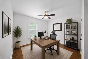 1060 Regent St SW, Atlanta, GA 30310 - Photo 9