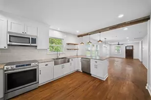 1060 Regent St SW, Atlanta, GA 30310 - Photo 3