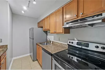 3120 Seven Pines Court #205, Atlanta, GA 30339 - Photo 9