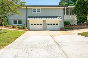 611 Highview Dr SE, Smyrna, GA 30082 - Photo 27