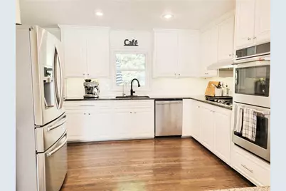 8595 Woodledge Lane, Roswell, GA 30076 - Photo 7