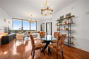 2828 Peachtree Rd NW, Atlanta, GA 30305 - Photo 3