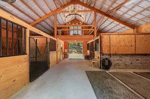 950 Jones Rd, Roswell, GA 30075 - Photo 31