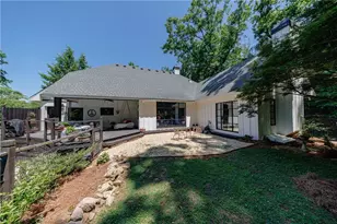 950 Jones Rd, Roswell, GA 30075 - Photo 45
