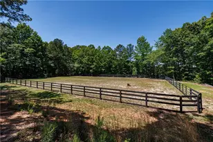 950 Jones Rd, Roswell, GA 30075 - Photo 33