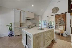 950 Jones Rd, Roswell, GA 30075 - Photo 17