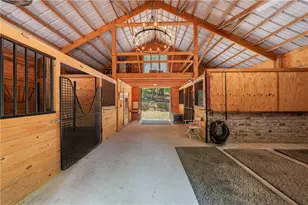 950 Jones Rd, Roswell, GA 30075 - Photo 27