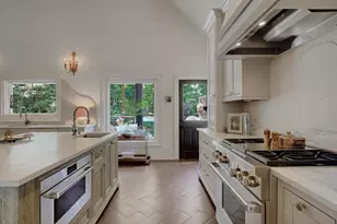 950 Jones Rd, Roswell, GA 30075 - Photo 19
