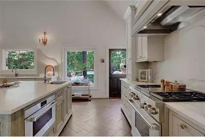 950 Jones Road, Roswell, GA 30075 - Photo 19