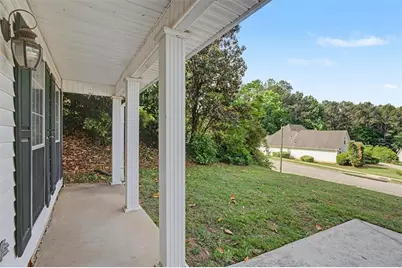 228 Kensington Trace, Stockbridge, GA 30281 - Photo 9