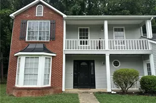 3915 Melanie Woods Dr, Atlanta, GA 30349 - Photo 3