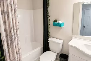 3915 Melanie Woods Dr, Atlanta, GA 30349 - Photo 9