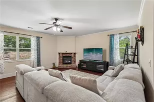 5705 Aspen Dr, Cumming, GA 30040 - Photo 81