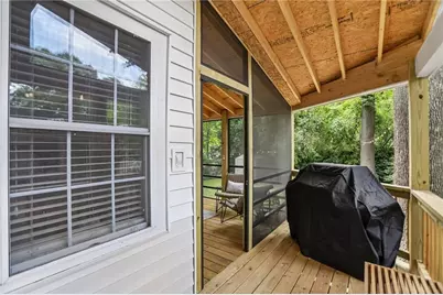 240 Sisson Avenue NE, Atlanta, GA 30317 - Photo 27