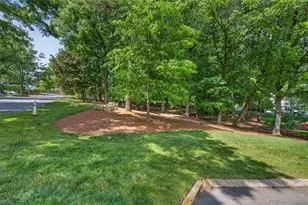 11 Mooregate Square NW, Atlanta, GA 30327 - Photo 25