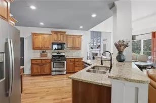 7470 Hedgerose Dr, Cumming, GA 30028 - Photo 23