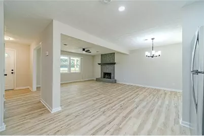 1351 Sommerset Drive, Lawrenceville, GA 30043 - Photo 17