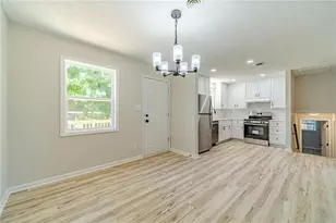 1351 Sommerset Dr, Lawrenceville, GA 30043 - Photo 15